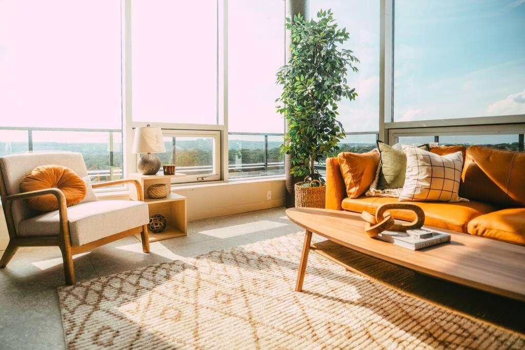 New Luxury 2Br Penthouse Apt In Central Halifax Exterior photo